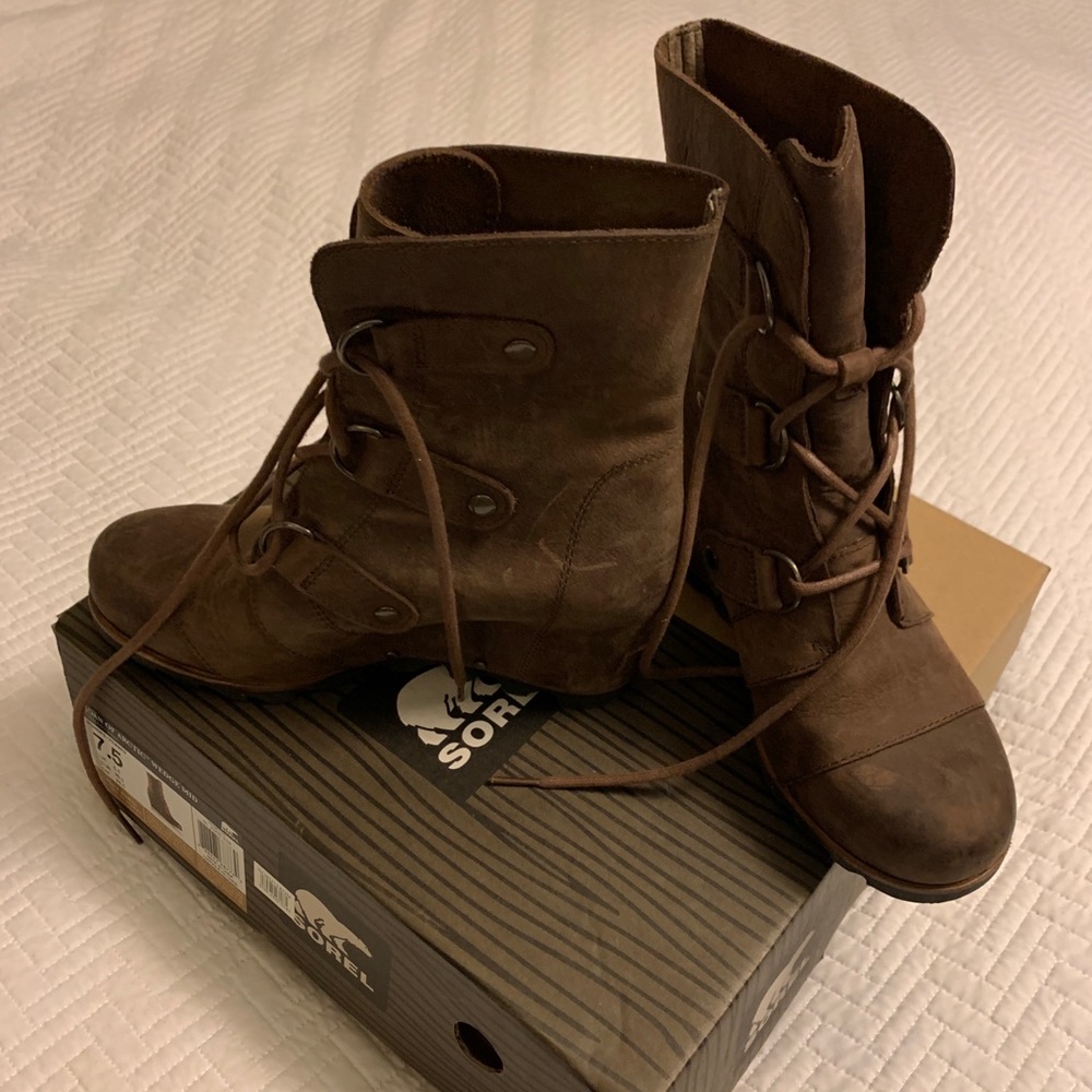 Sorel Joan of Arctic Wedge Mid